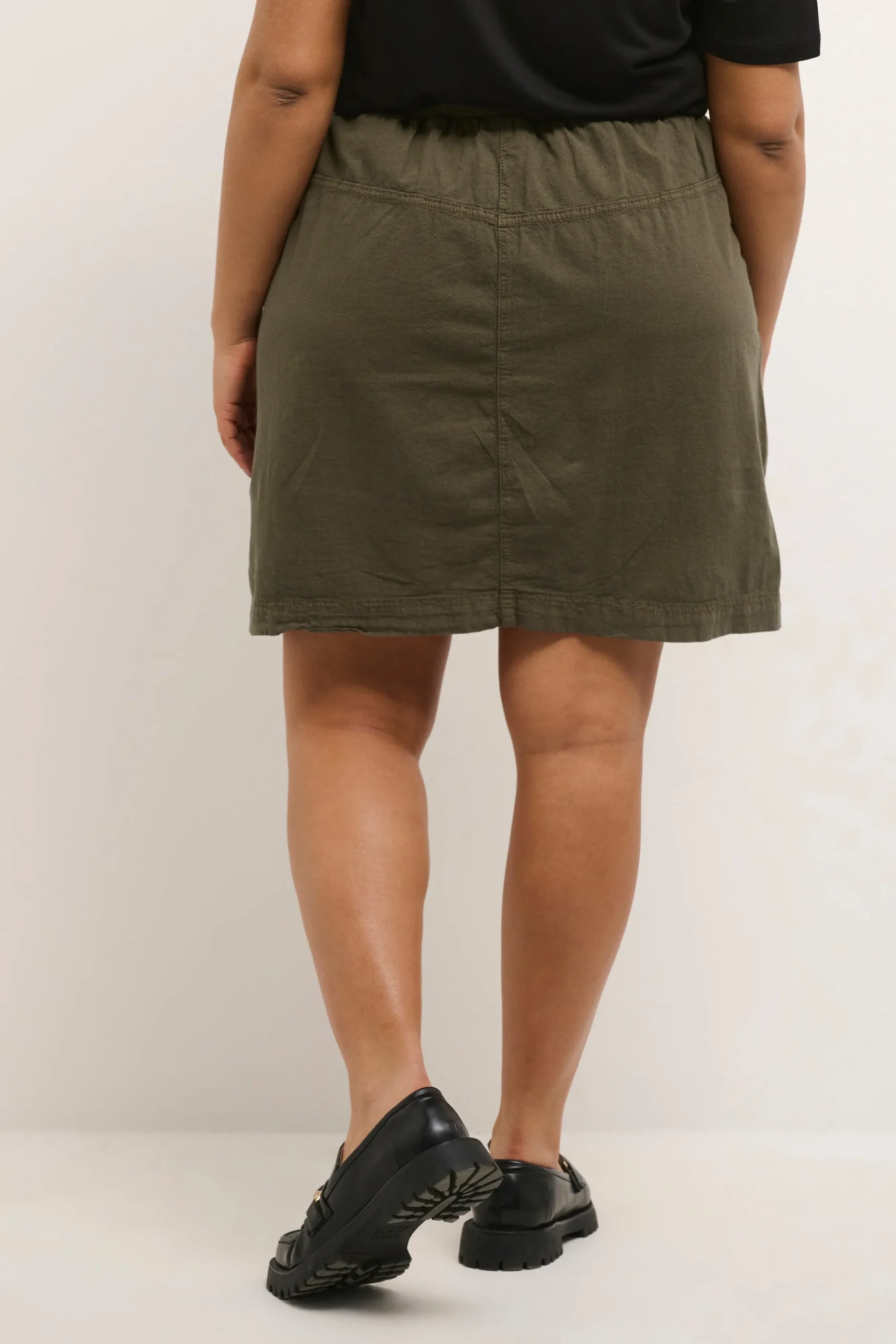 KCnana Skirt