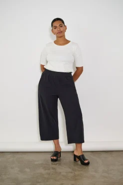 KCnana Trousers