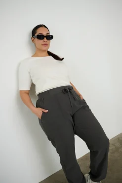 KCnana Trousers