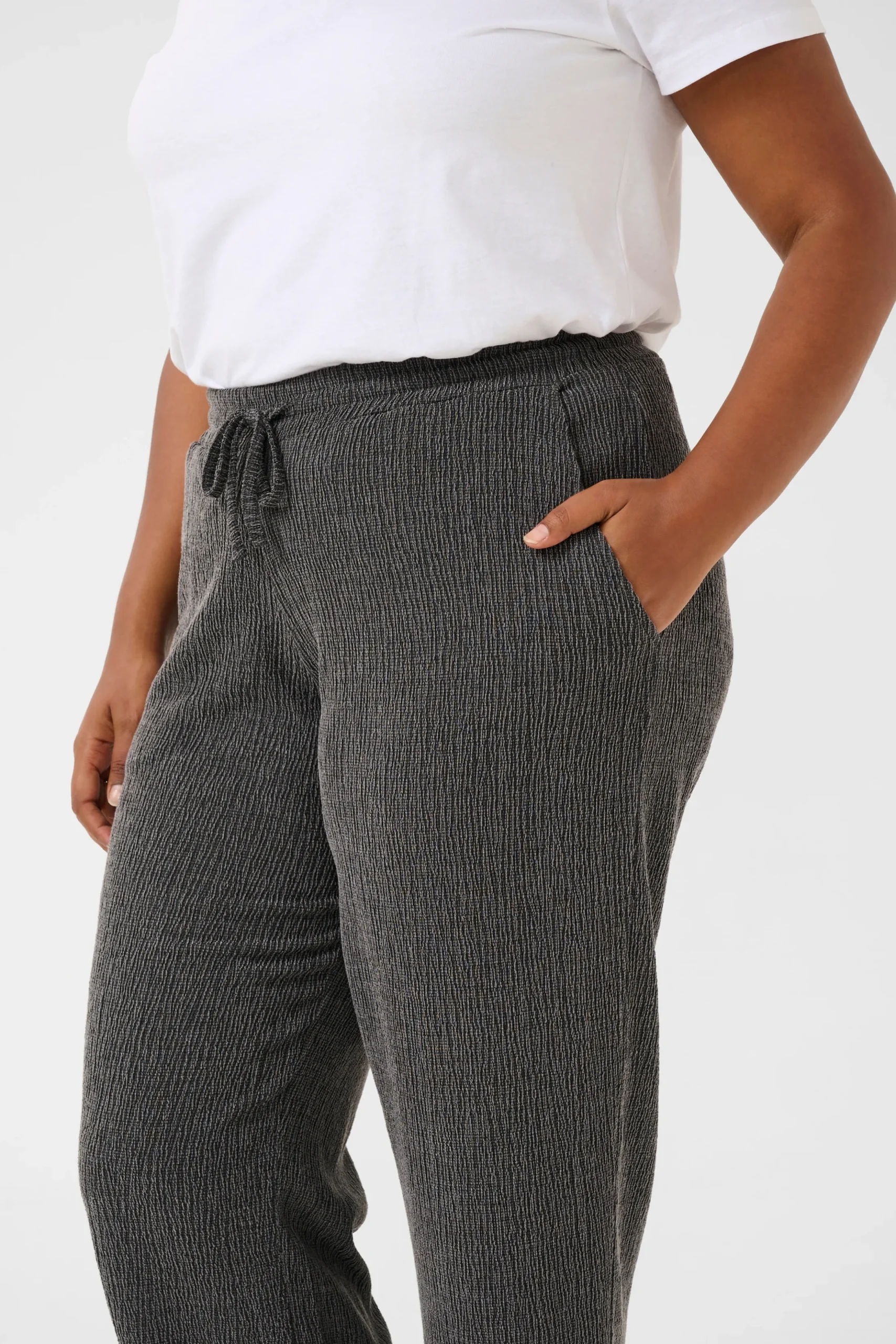 KColena Trousers