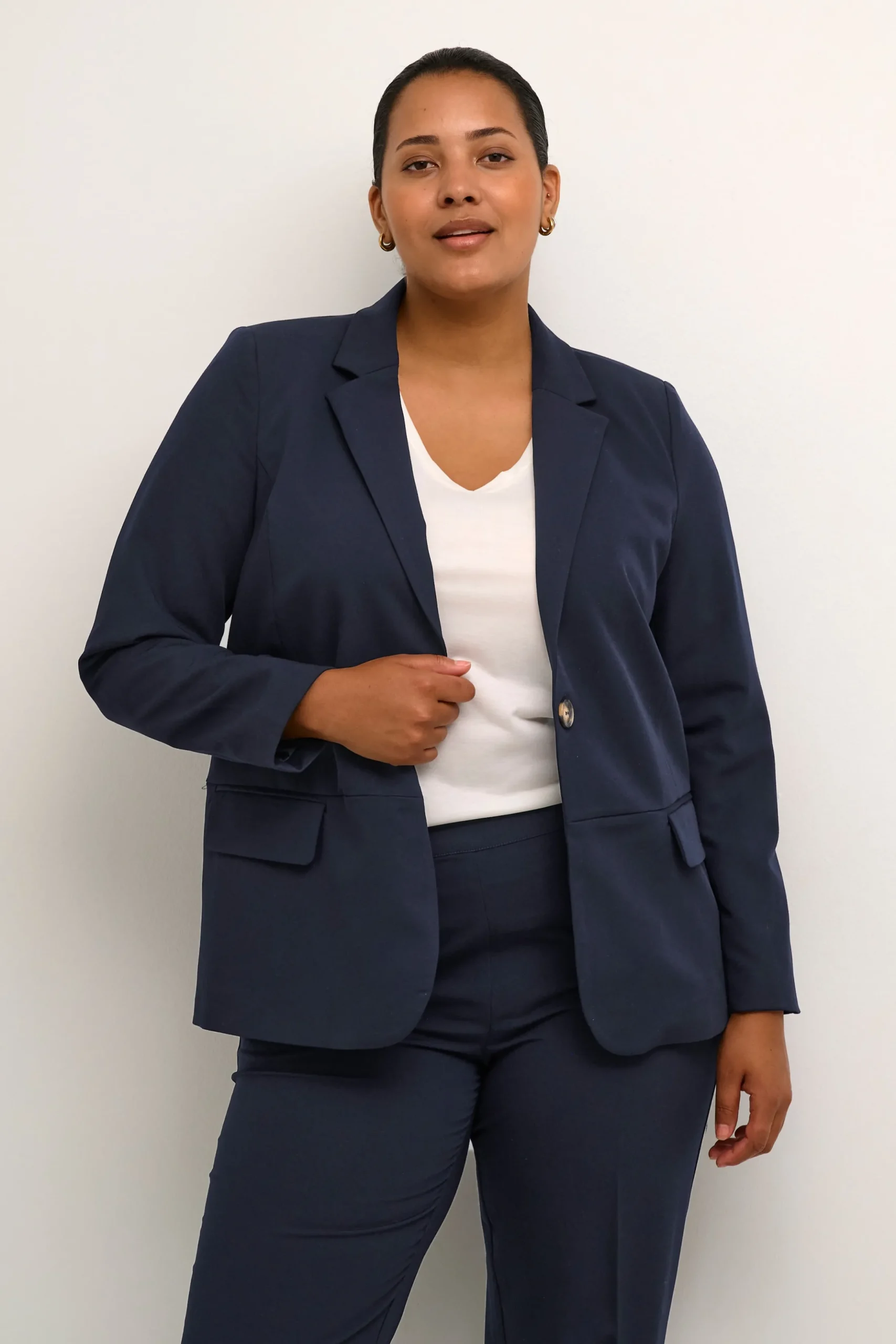 KCsakira Blazer