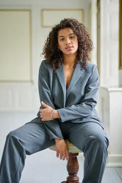 KCsakira Blazer