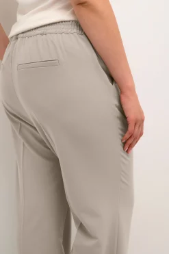 KCsakira Trousers