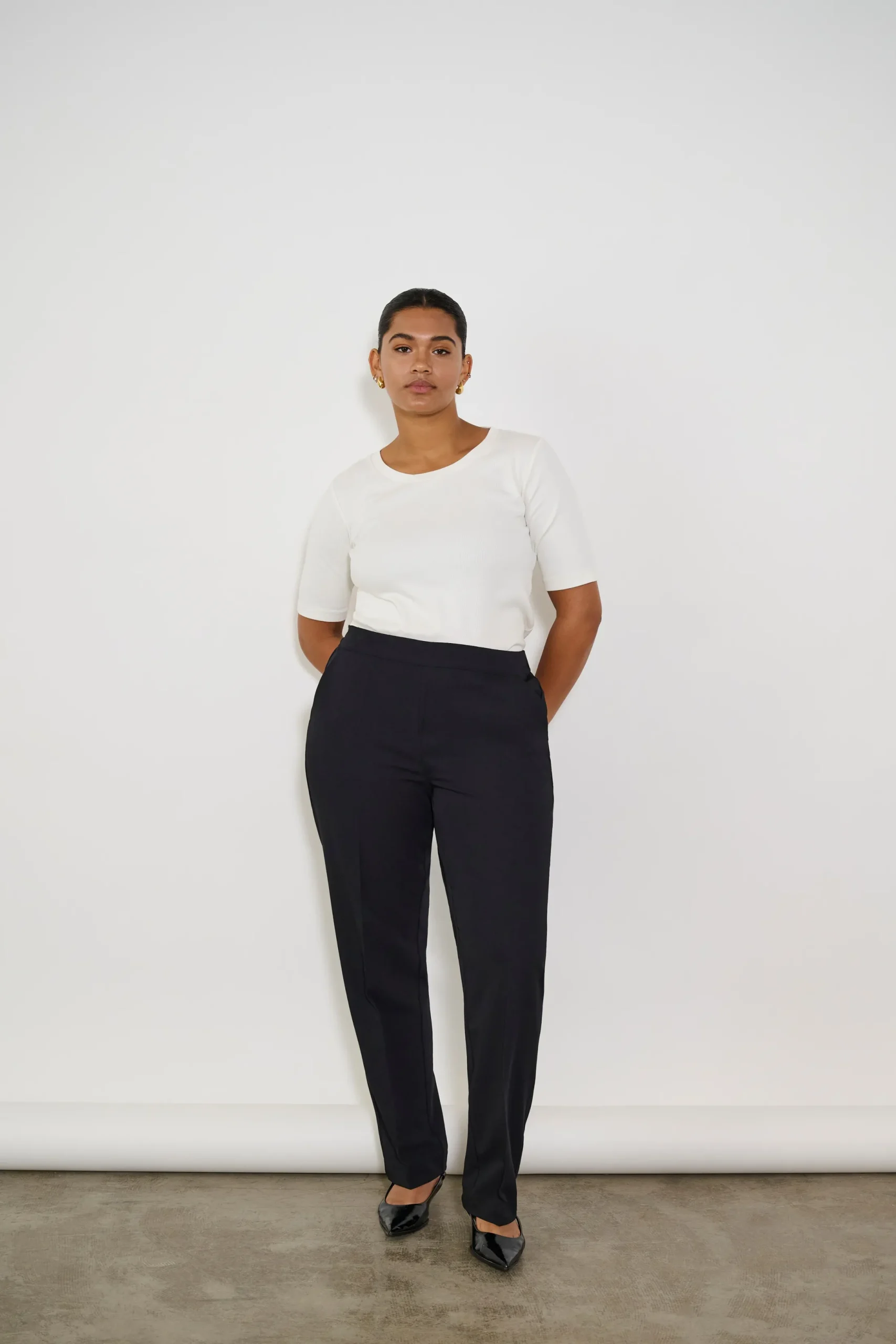KCsakira Trousers