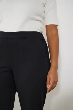 KCsakira Trousers
