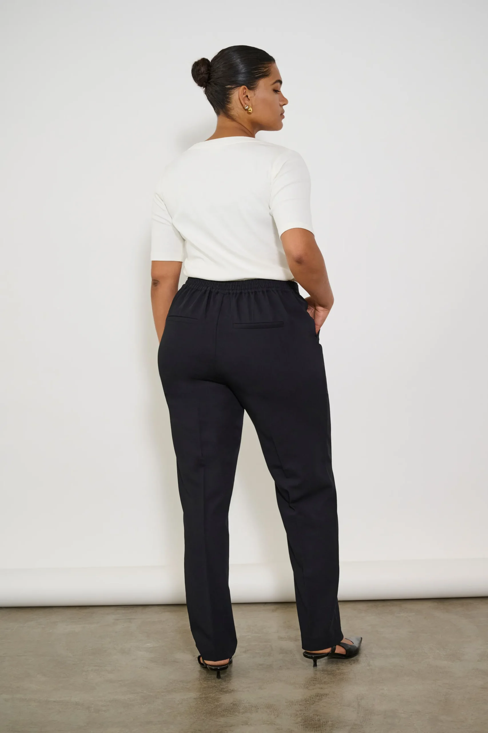 KCsakira Trousers