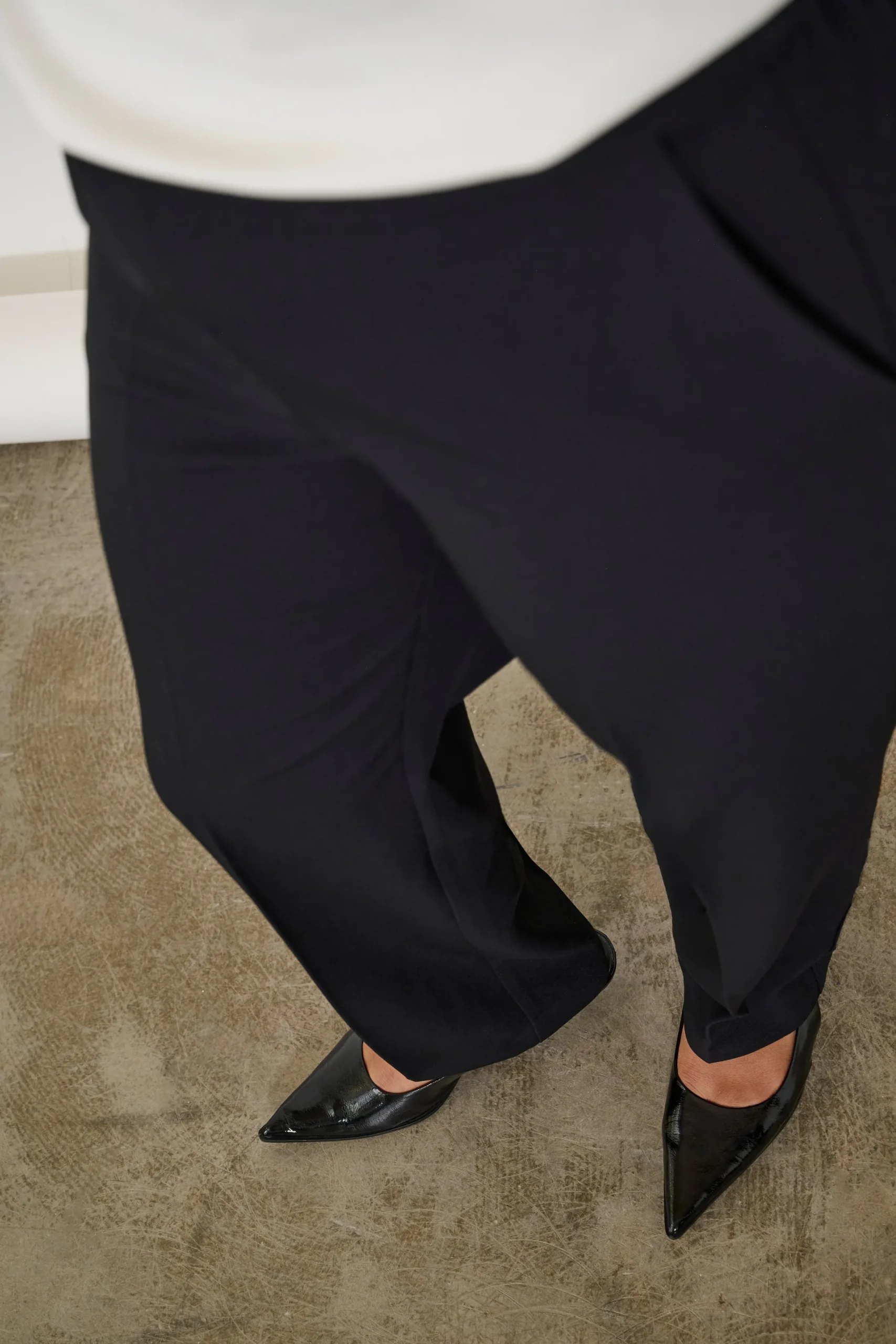 KCsakira Trousers