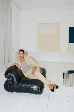 KCsakira Trousers