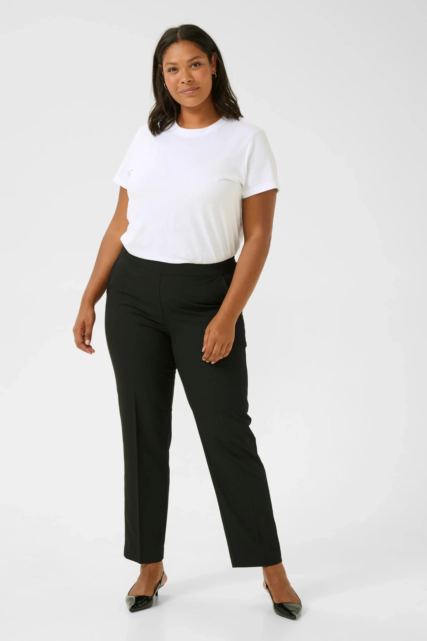 KCsakira Trousers