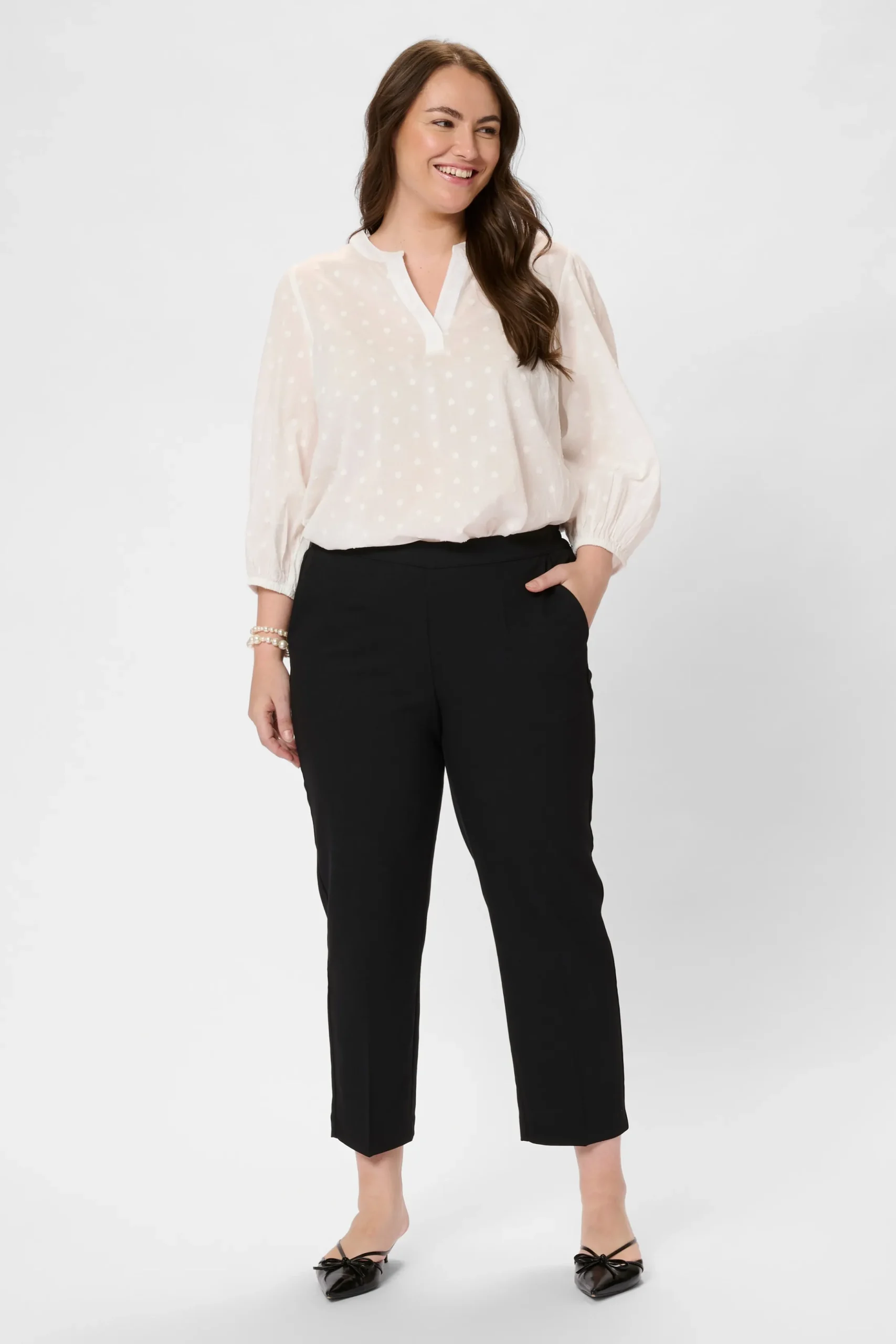 KCsakira Trousers