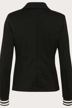 Kinnie Blazer