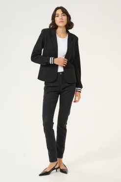 Kinnie Blazer