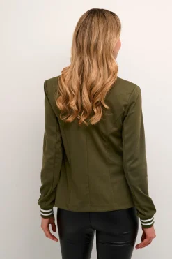 Kinnie Blazer