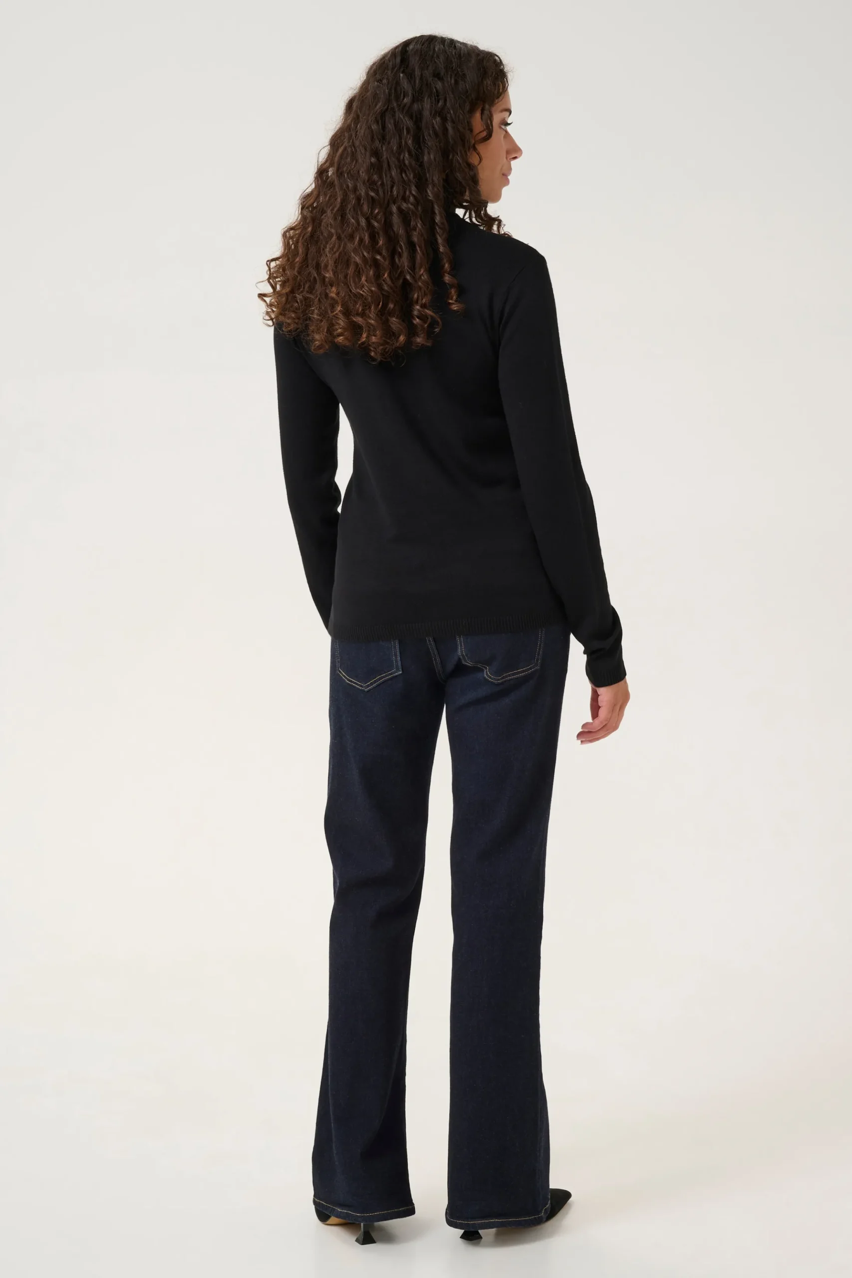 Knit pullover