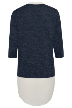 Knitted pullover