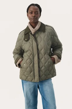 LauranaPW Outerwear