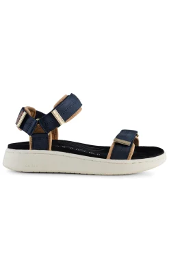 Line Sandal