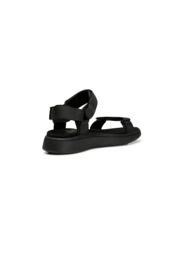 Line Sandal