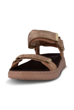 Line Sandal