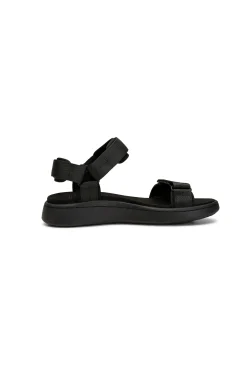 Line Sandal