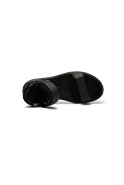 Line Sandal