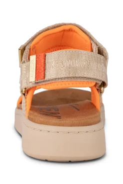 Line Sandal