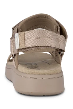Line Sandal