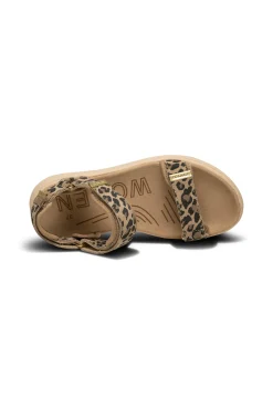 Line Sandal