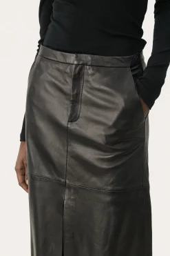 LoriPW Skirt