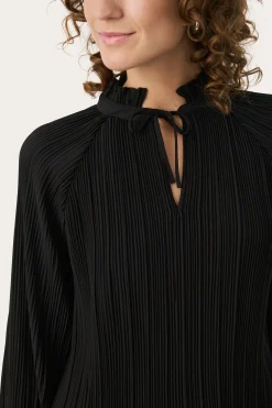 MyraPW Blouse