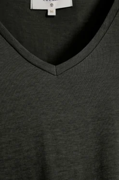 Naia T-shirt