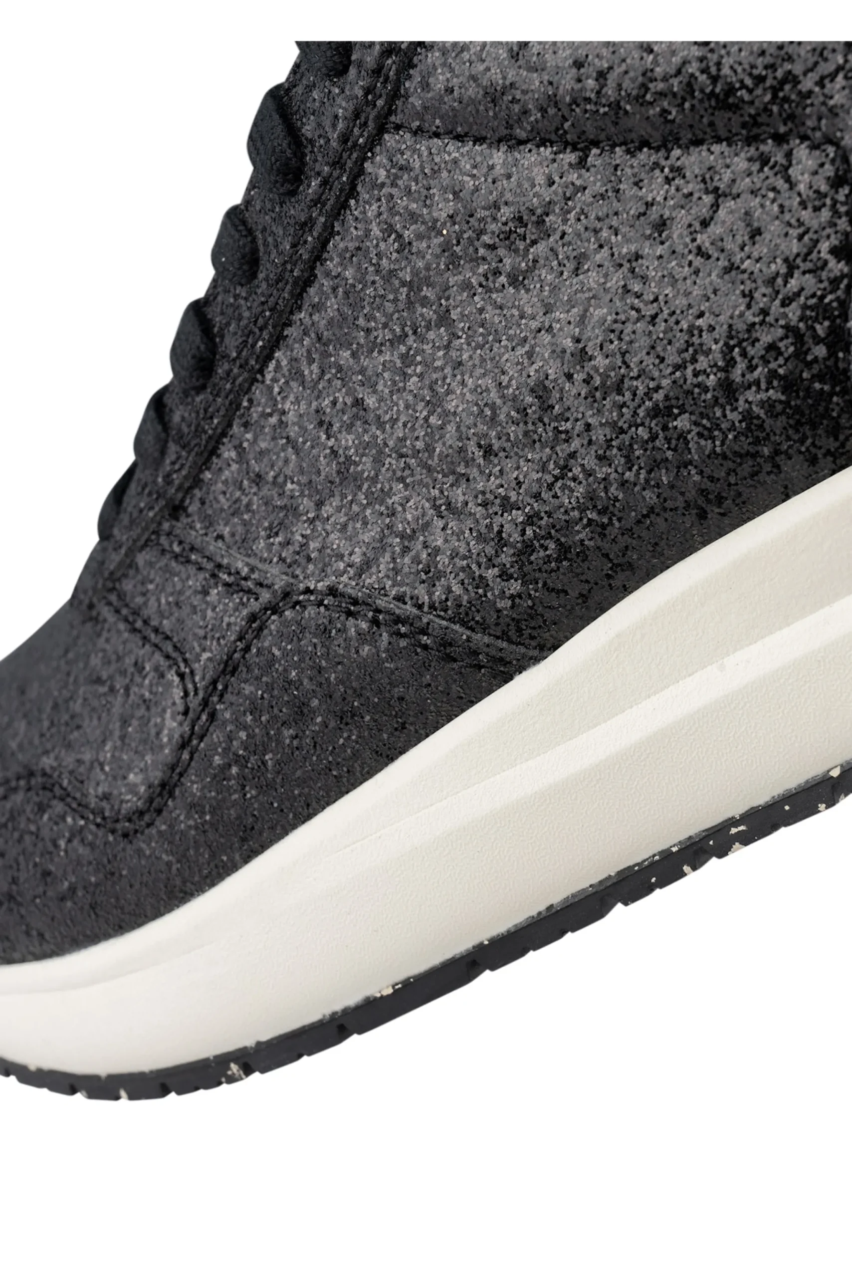 Nicoline Shoe