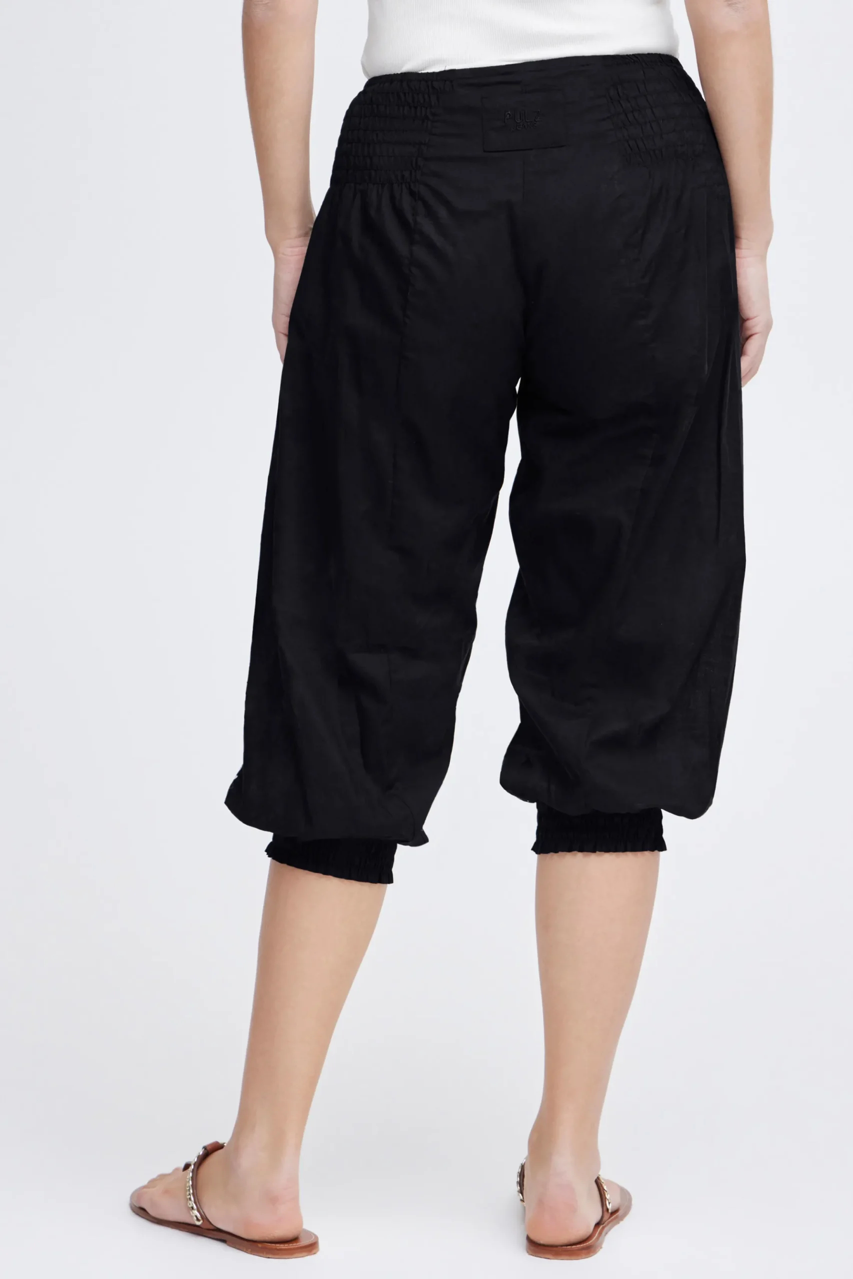 PZJILL Trousers