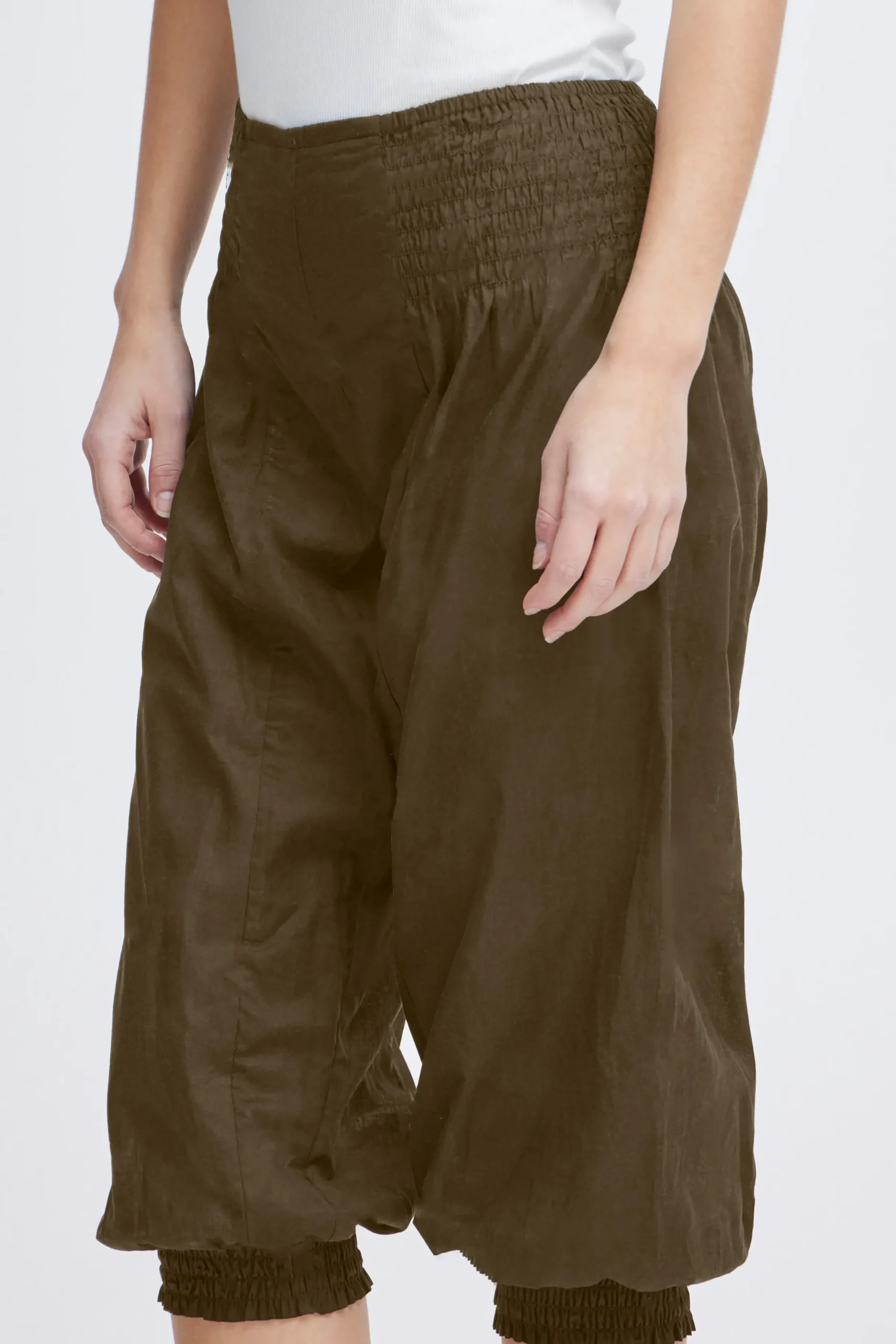 PZJILL Trousers