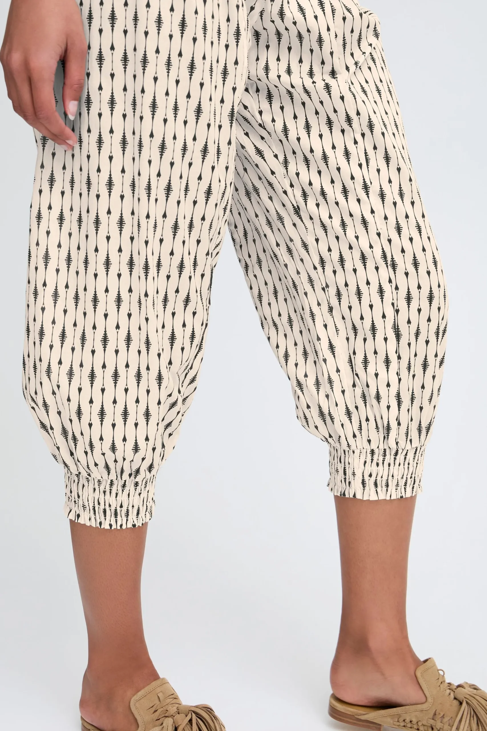 PZJILL Trousers
