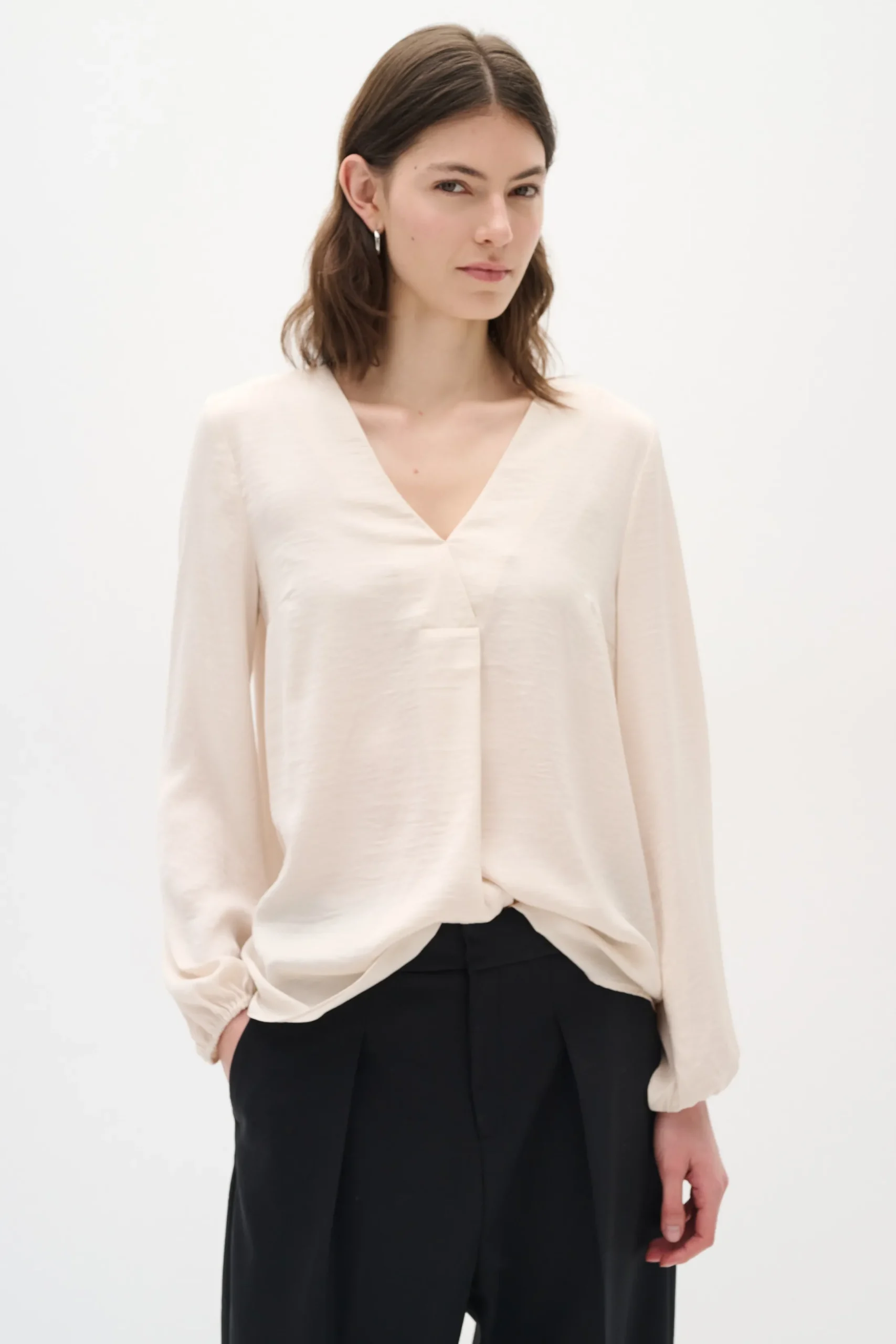 RindaIW Blouse