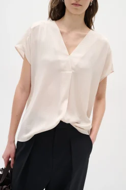 RindaIW Blouse
