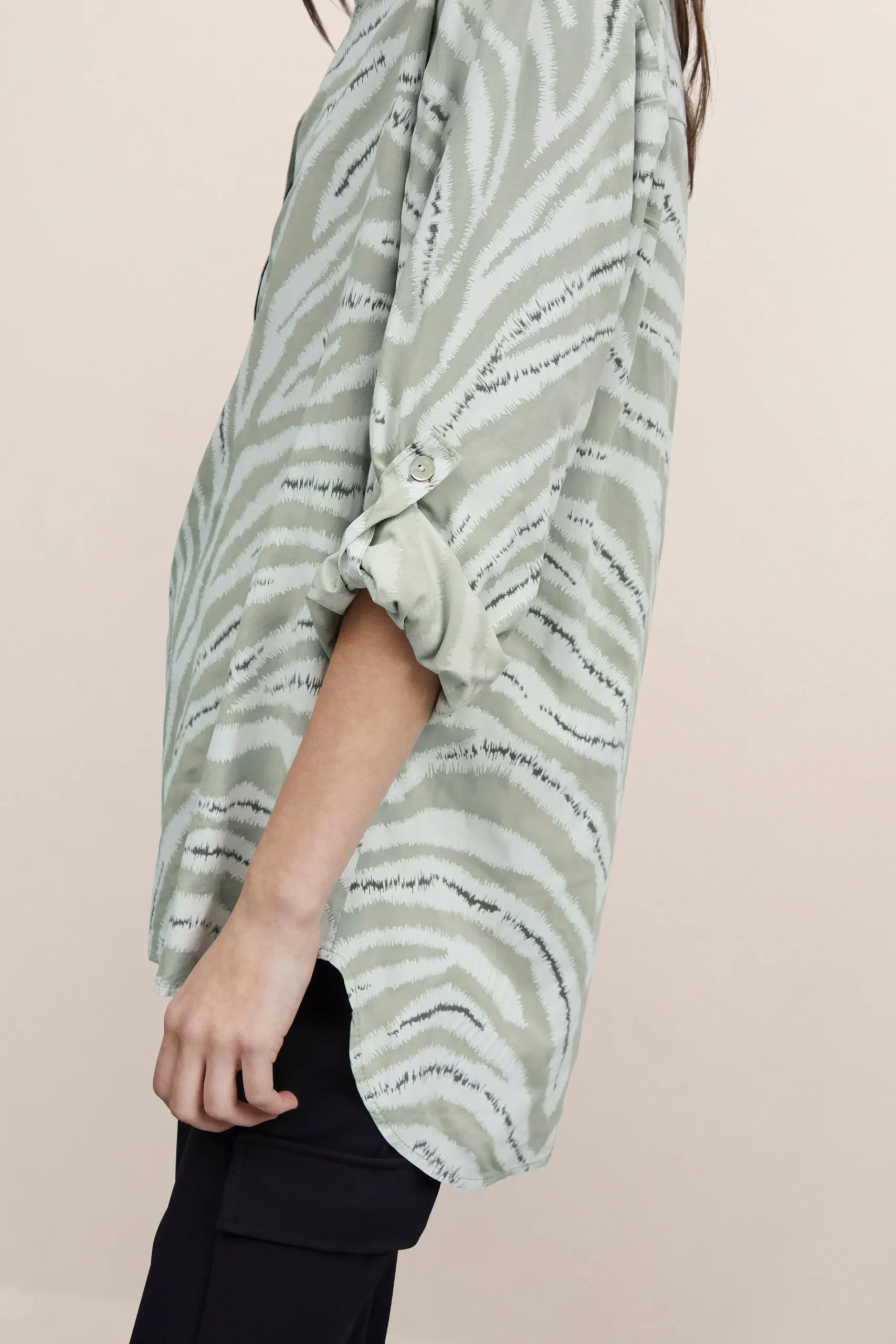 SBANIKKA Blouse