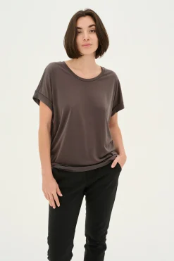 Short sleeved t-shirt