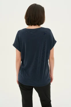Short sleeved t-shirt