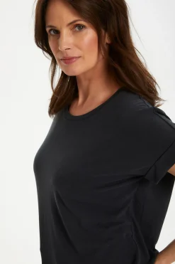 Short sleeved t-shirt