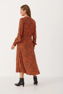 VionaPW Dress